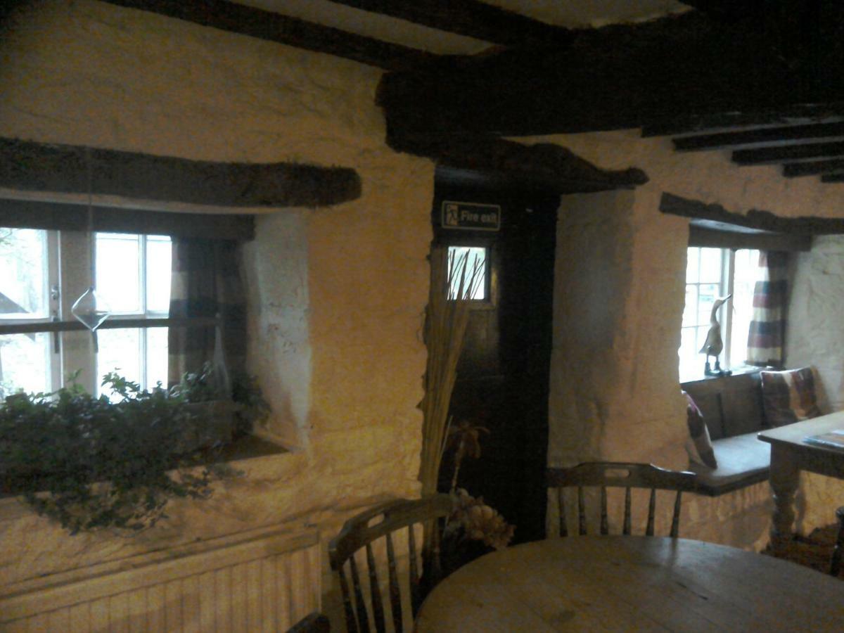 The Crown Inn Alvediston Zewnętrze zdjęcie