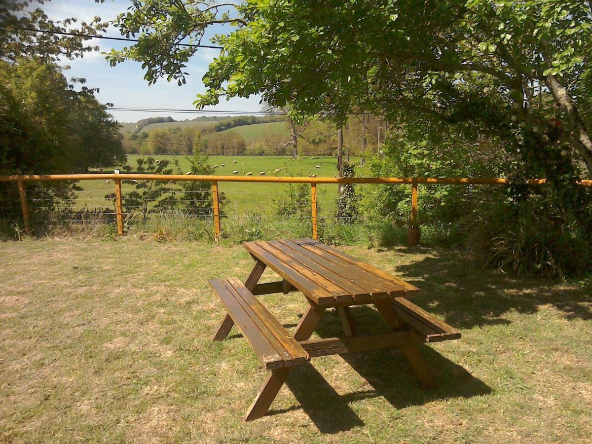 The Crown Inn Alvediston Zewnętrze zdjęcie