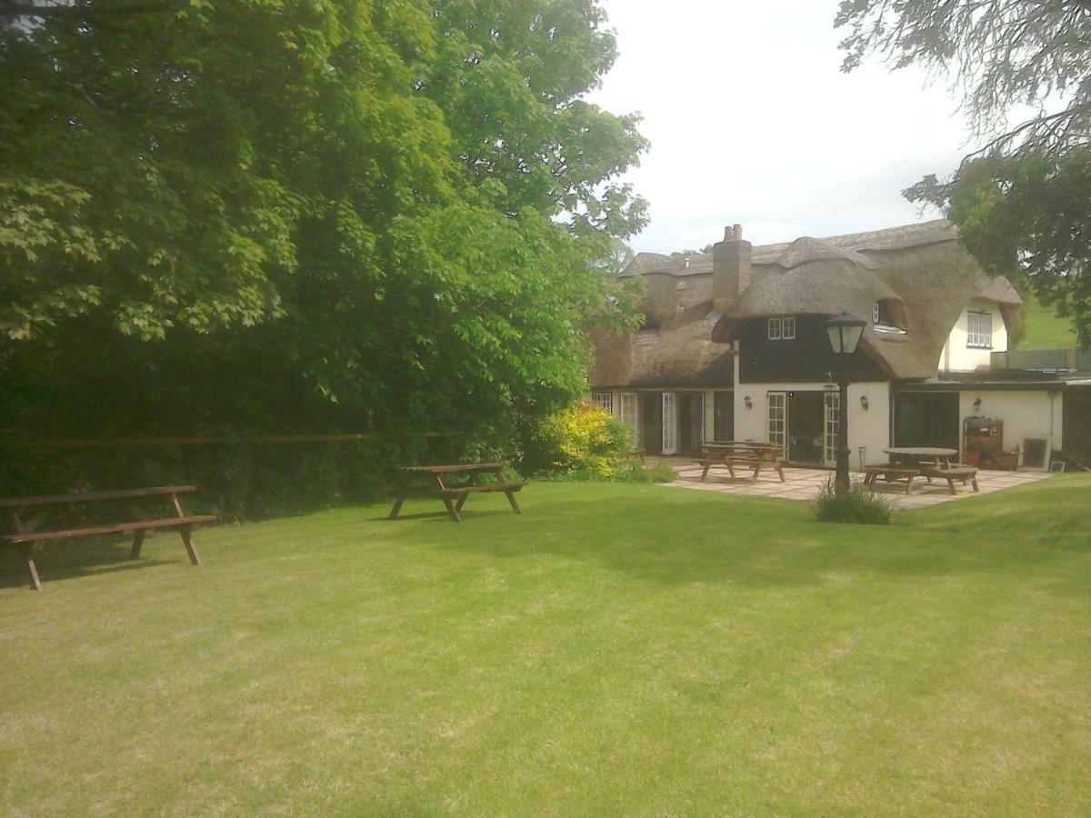 The Crown Inn Alvediston Zewnętrze zdjęcie